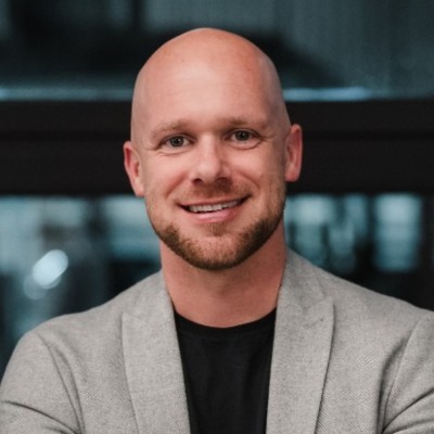 solopreneurrevolution-speaker-adrian-wunstorf